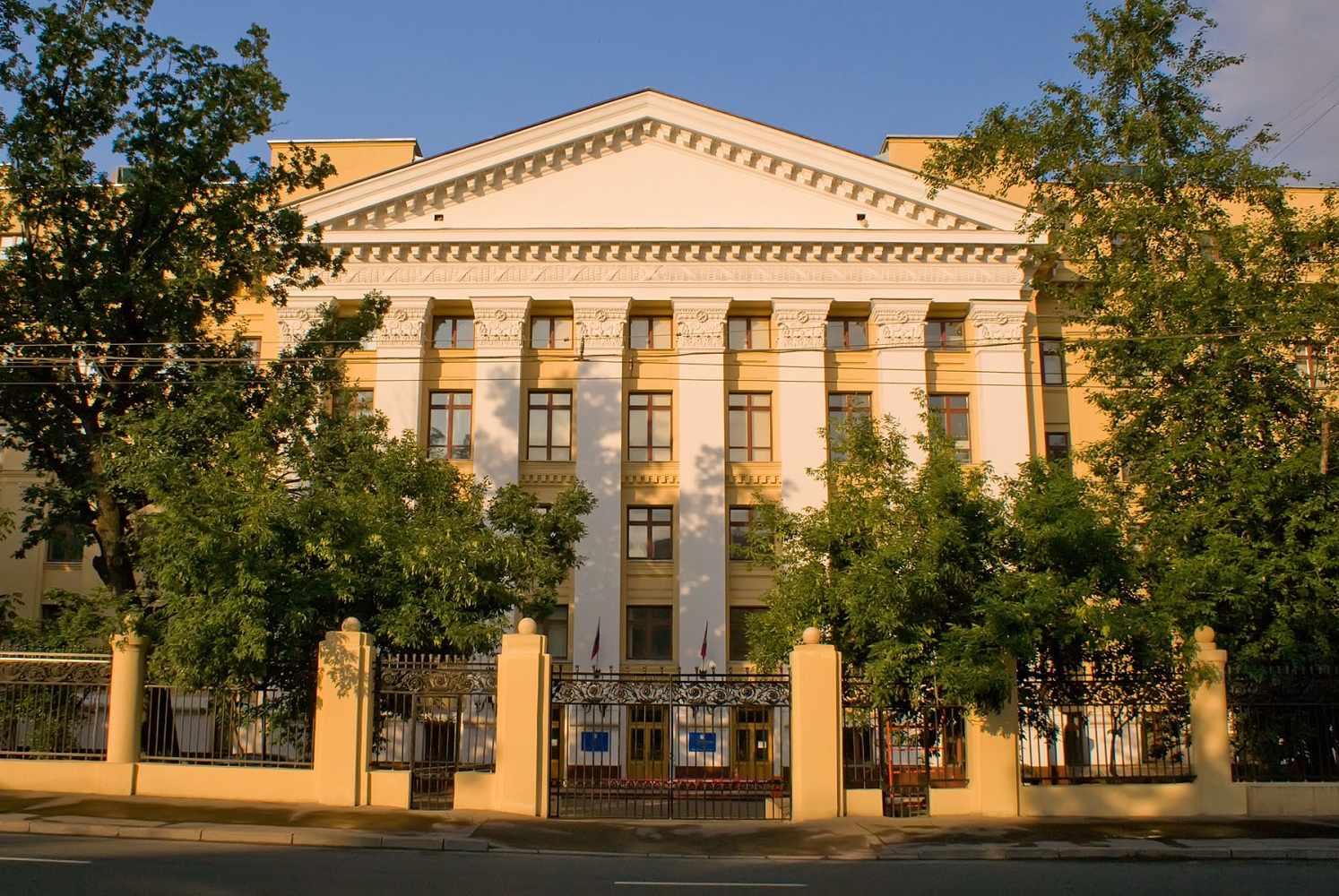 Московский Международный Университет