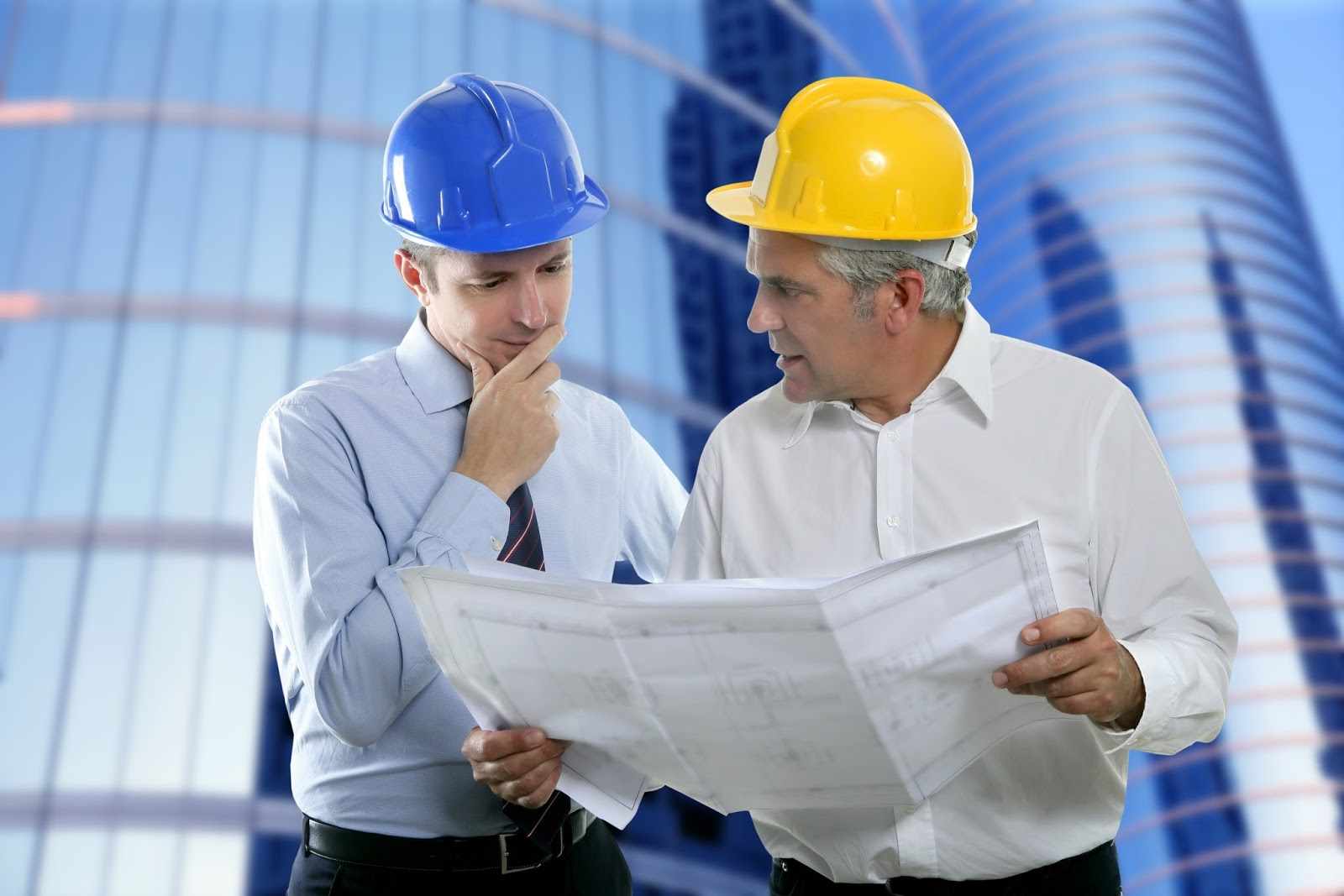 Инженер-строитель – это специалист, который занимается планированием строительных и ремонтных работ, а также руководит ими